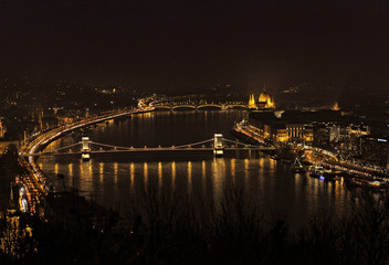 Chain bridge on danube river at night, Budapest Hungary