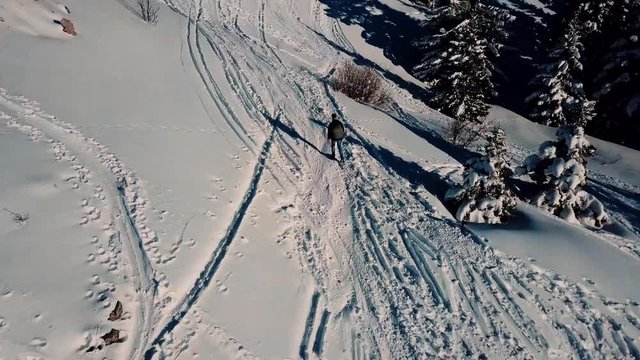 Waking in snow-covered mountain in the french Vercors