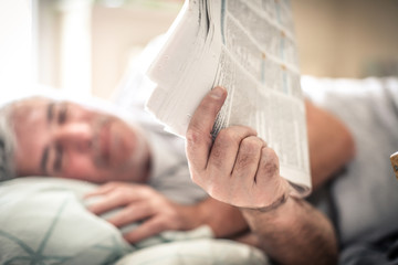 Fototapeta premium Reading news paper.