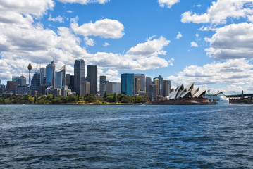 Fototapeta premium Panoramę miasta Sydney w Australii