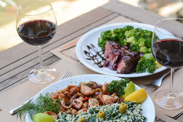 prawn, dinner, eat, fresh, restaurant, seafood, plate, sea, food, shrimp, gourmet, cuisine, lunch, ingredient, healthy, lemon, shellfish, delicious, appetizer, tasty, octopus, dish, bbq, roasted, luxu