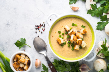 Creamy Mushroom Soup with croutons