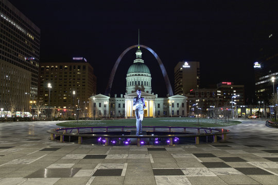 Kiener Plaza, St. Louis at Night