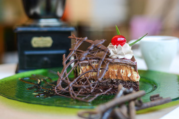 sweet, pastry, portion, gourmet, food, cake, chocolate, dessert, colorful, decorate, part, party, light, icing, cook, delicious, piece, tasty, white, wooden, slice, restaurant, cocoa, plate, pie, eat,