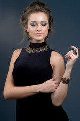  Fashion portrait of beautiful luxury woman with jewelry