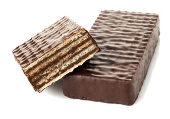 Wafers with chocolate filling and one cut