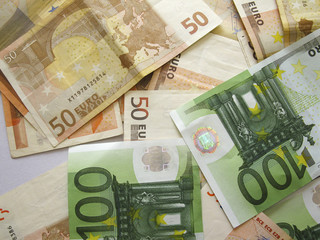 euro banknotes