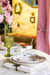 Beautiful table setting with floral decor