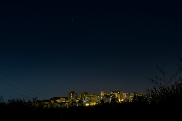 Loures' buildings at night