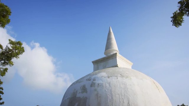 Massive Stupa of Kiri Vehera near Polonnaruwa, Sri Lanka