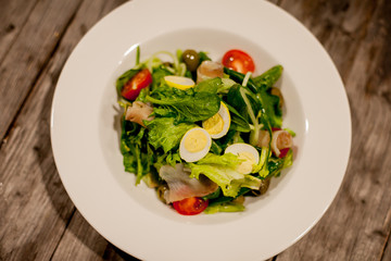 vegetable salad with fish