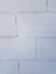 Pared de ladrillos blancos
