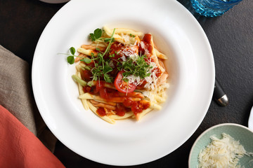 Tomato pasta with cheese