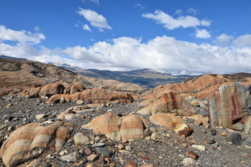 Paysage minéral du Parque de los Glaciares en Paagonie, Argentine