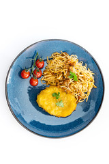 Escalope of spaghetti with tomatoes sauce and basil