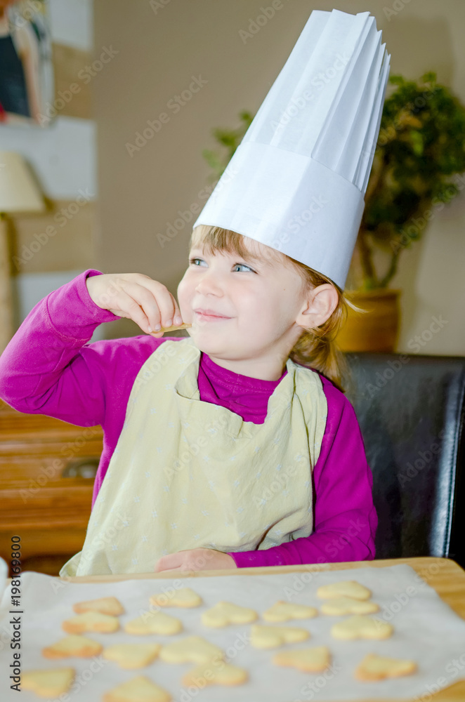 Canvas Prints jolie petit chef en action