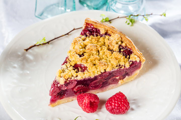 Sommerliche Kuchen mit frischen Beeren 