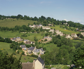 England, Cotswolds, Gloucestershire, Minchinhampton Common, hillside cottages