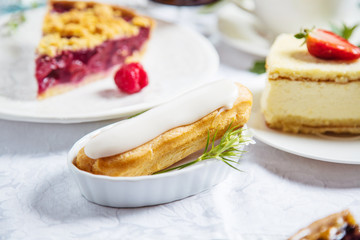 Sommerliche Kuchen mit frischen Beeren 