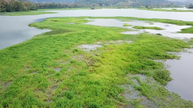 Drohnenvideo: La Angostura Lake in Costa Rica