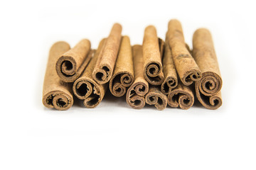 Whole cinnamon for cooking and baking
