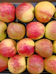 Äpfel am Marktstand, Hintergrund