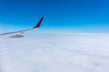 Fototapeta na wymiar Nice sky and cloud from airplane