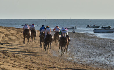Carrera de caballos en Sanlucar de Barrameda