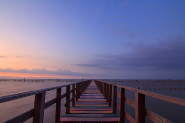 Fototapeta na wymiar sunrise at the bridge of the sea view point