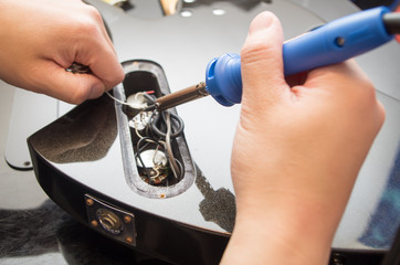 ギター　改造　修理　はんだ