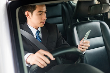 Businessman talking on his smartphone