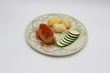 Kurczak z cukinią i ziemniakami