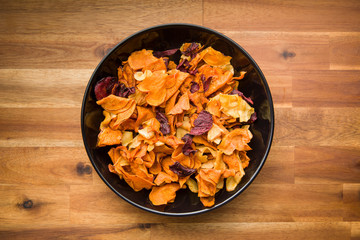 Mixed fried vegetable chips