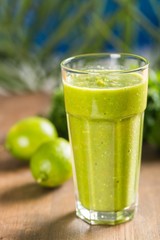 Healthy green smoothie