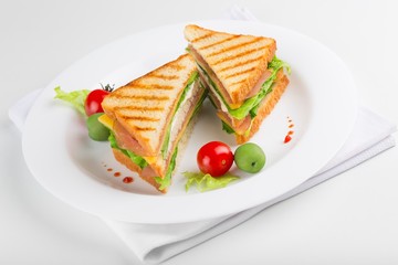 Fresh appetizing sandwich with vegetables
