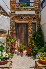 Fototapeta na wymiar Traditional house in Kythnos cycladic island in Greece