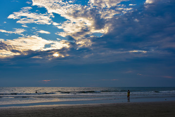 Fototapeta na wymiar Beautiful sunset on Arambol beach in North Goa.India 