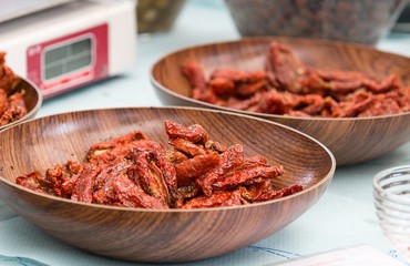 fresh dried tomatoes