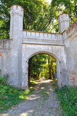 Fototapeta na wymiar Gate of the Gerdauen lock. Zheleznodorozhnyj, Kaliningrad region