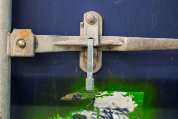 The container seal lock for protect product inside.