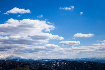Naklejka premium 山と青空と雪