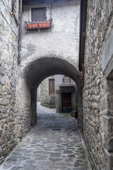 Fototapeta na wymiar Mulazzo, old village in Lunigiana