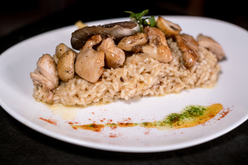 Risotto gourmet food restaurant chef cuisine fried dish salad lunch tai sauce delicious spicy pepper beef healthy