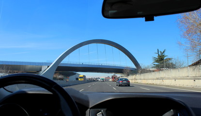 Viaggiare in automobile - pendolare o turismo