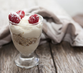 dessert glacé a la framboise