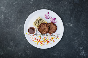 Cutlets from veal with mashed potatoes.