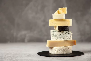 Foto auf Alu-Dibond Different sorts of cheese © George Dolgikh