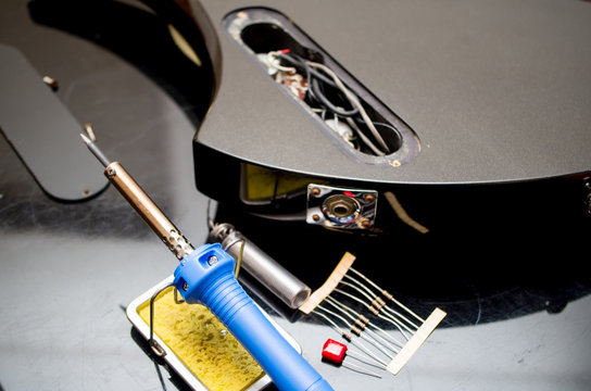 ギター　改造　修理　はんだ 