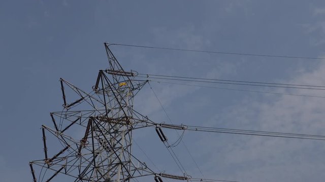 DSC_1307鉄塔と送電線
