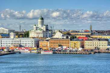 Fototapeta na wymiar Helsinki skyline and Helsinki Cathedral, Finland
